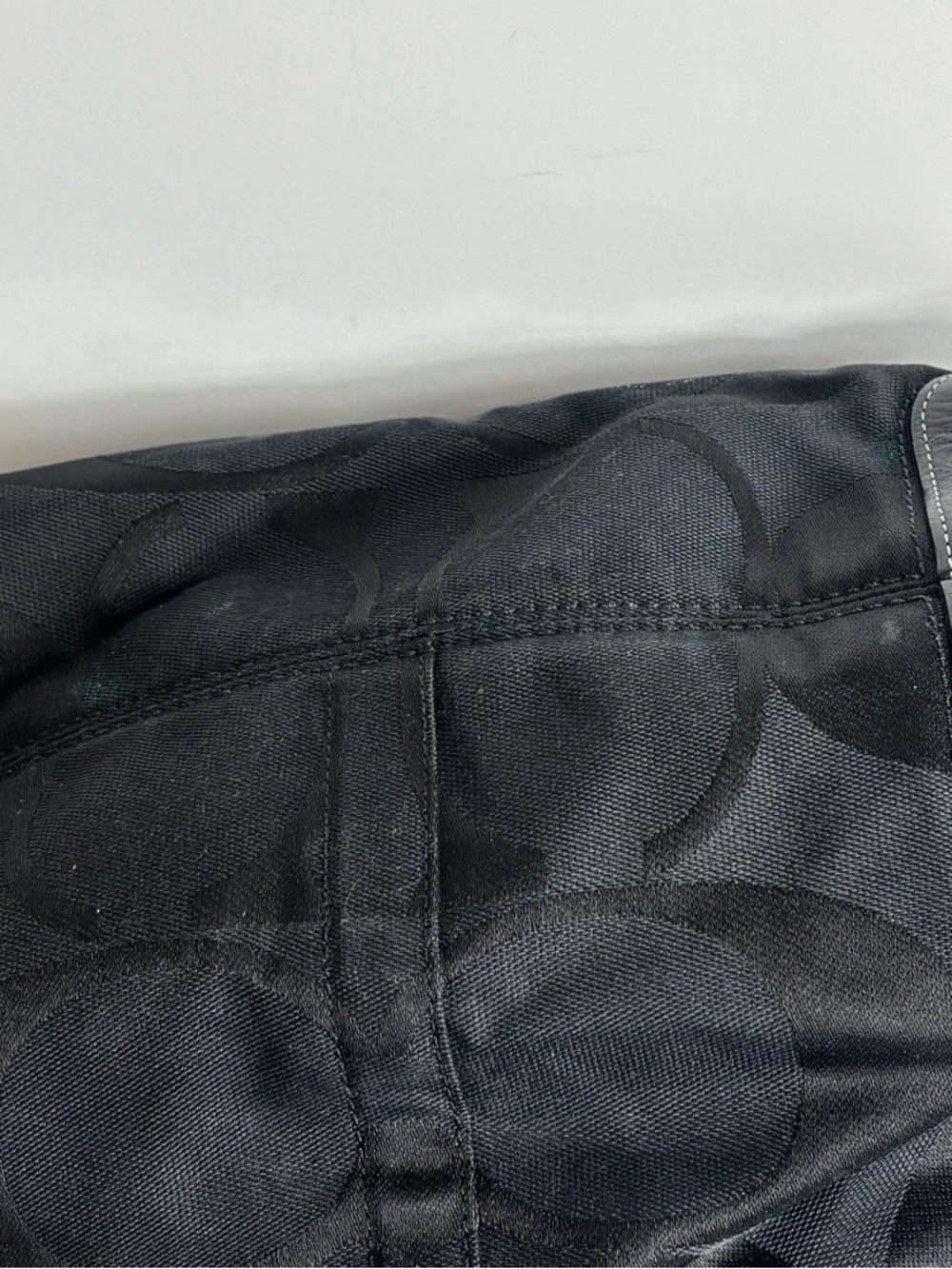 Coach Vintage Hobo Shoulder Bag in Black Canvas with Leather Straps - Picture 6 of 9